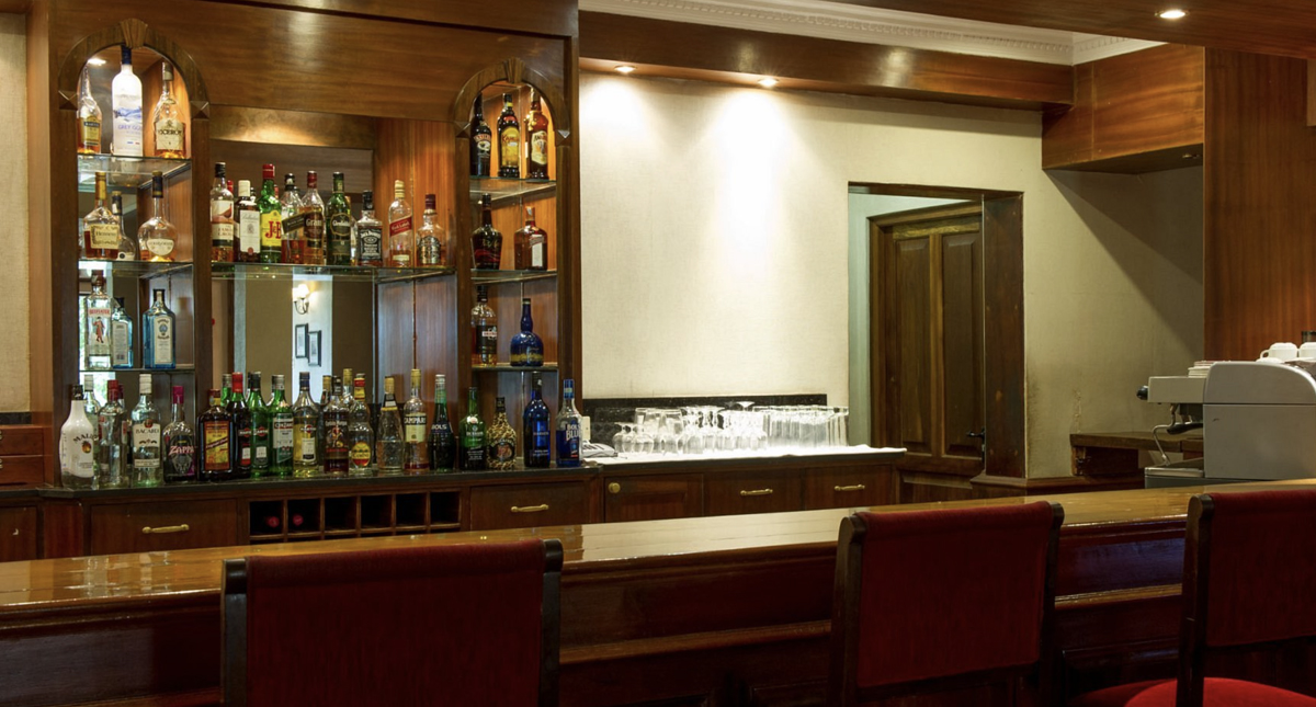 Arusha Serena Hotel bar