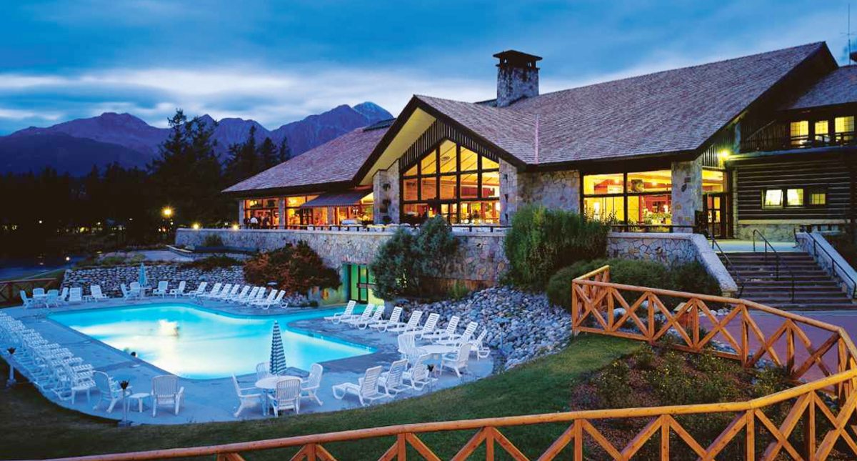 Fairmont Jasper Park Lodge outdoor pool and patio