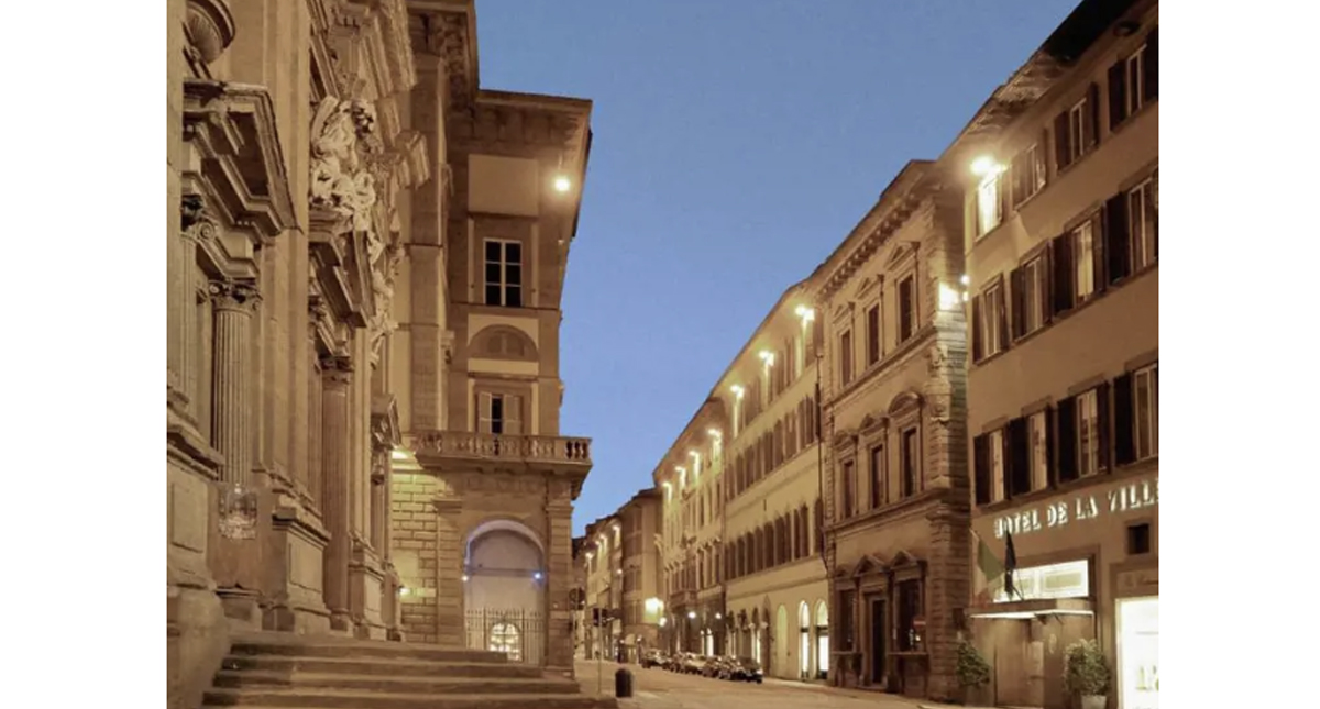 Hotel de la Ville exterior