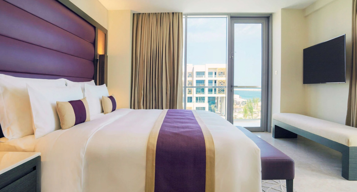 Kempinski Hotel Muscat guest room