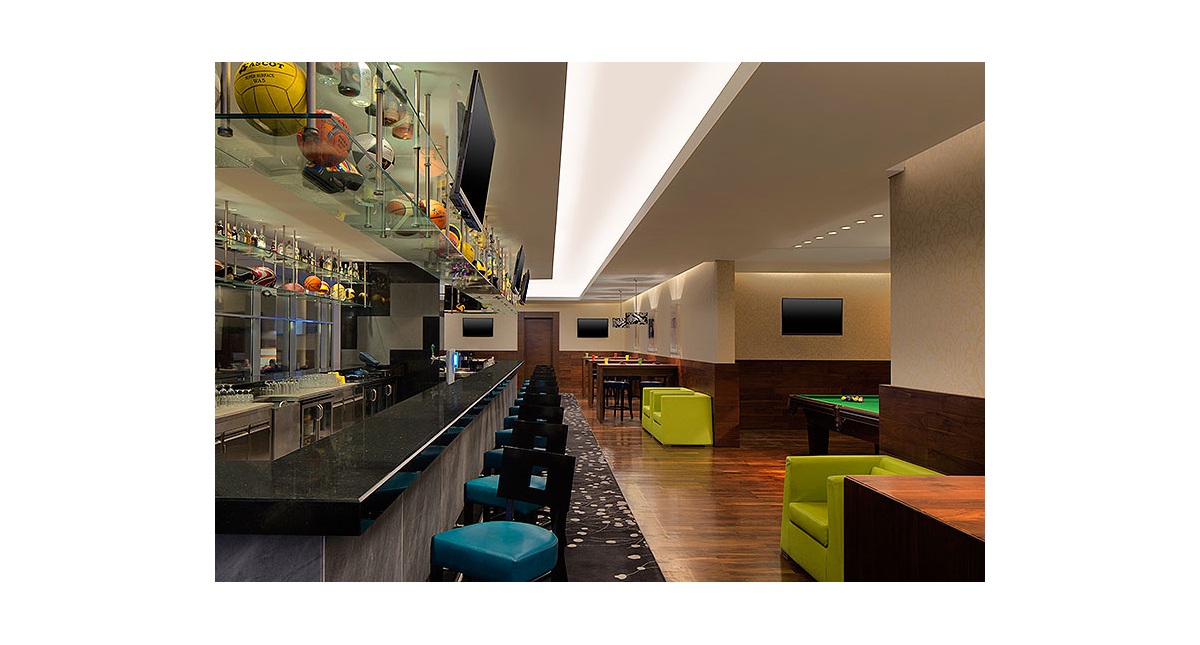 Le Meridien Airport Hotel restaurant and bar