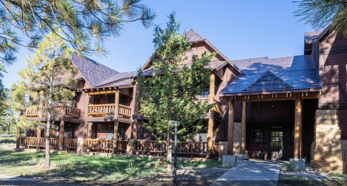 The Lodge at Bryce Canyon exterior