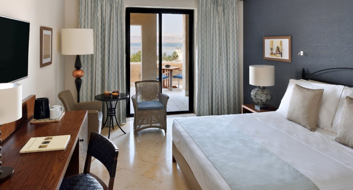 Movenpick Resort Dead Sea guest room