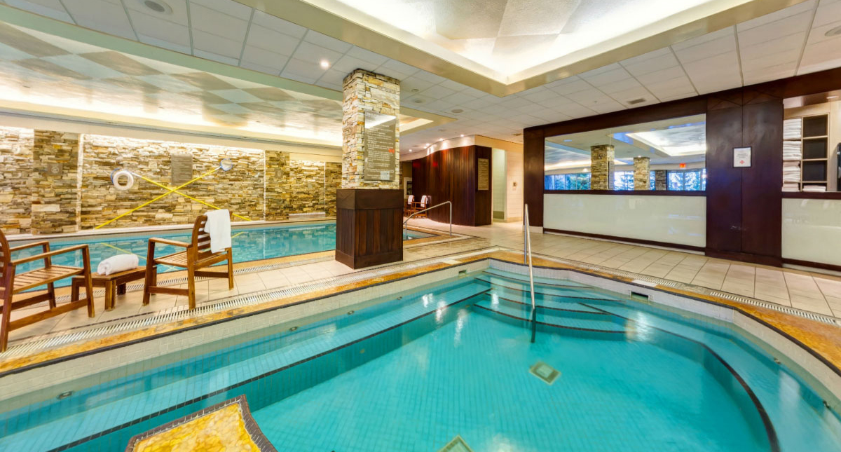 The Rimrock Resort Hotel indoor pool and hot tub