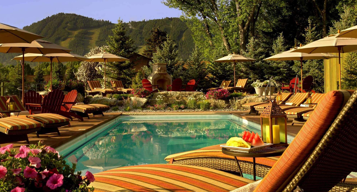 Rustic Inn at Jackson Hole Creekside Resort and Spa outdoor pool and patio