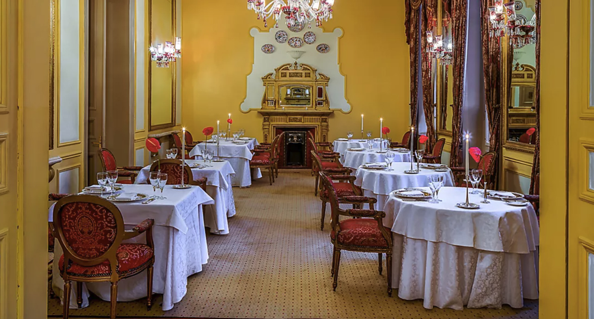 Winter Palace Hotel indoor dining