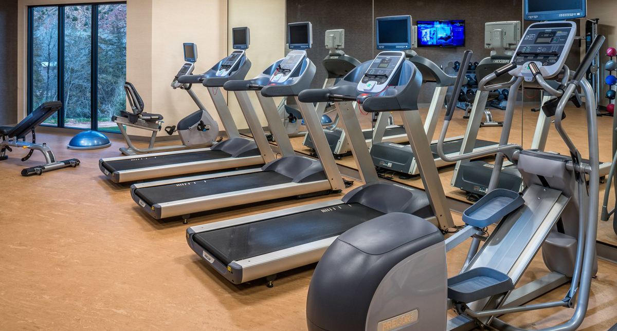 SpringHill Suites Zion fitness room