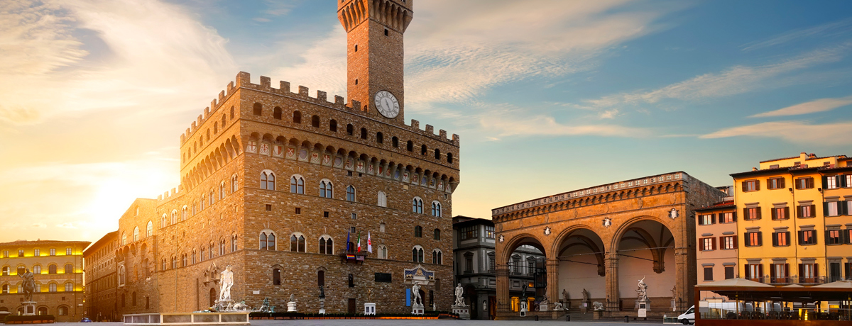 Square of Signoria in Florence, Italy at sunrise