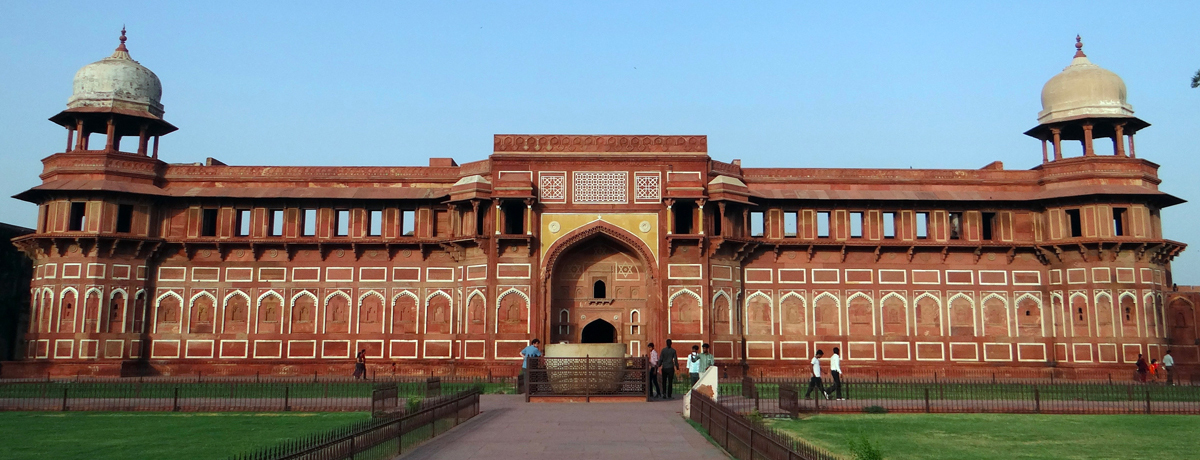Exterior facade of Agra Fort