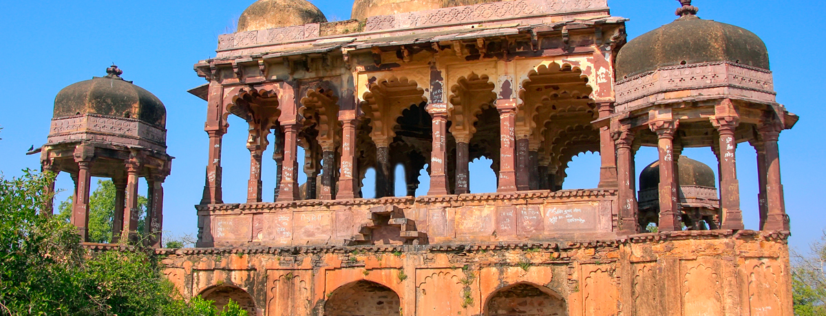 Arched temple at Ranthambore Fort