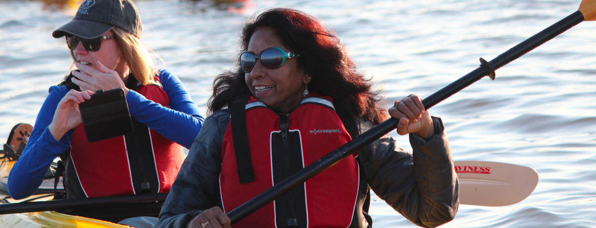 Guests kayaking through Hudson Bay