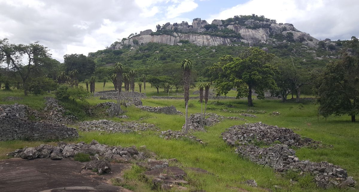 great zimbabwe ruins