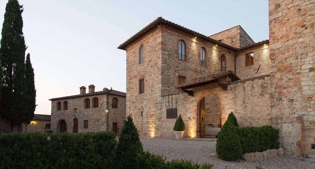 Castello La Leccia front entrance at dusk