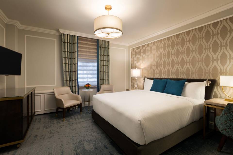 Fairmont Empress standard guest room