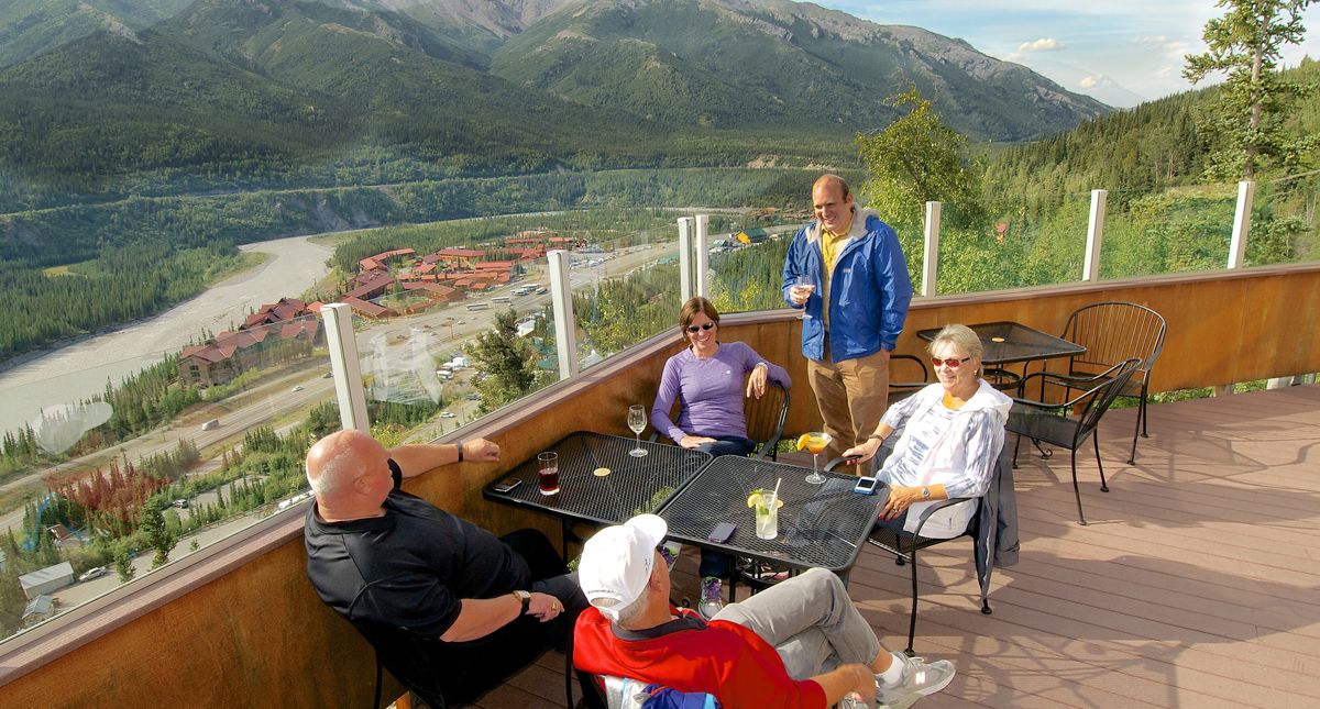 Grande Denali Lodge outdoor panoramic view sitting area