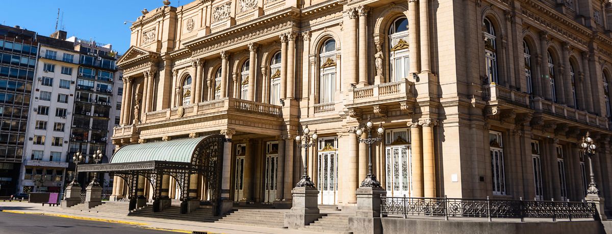 Facade of the Teatro Colon