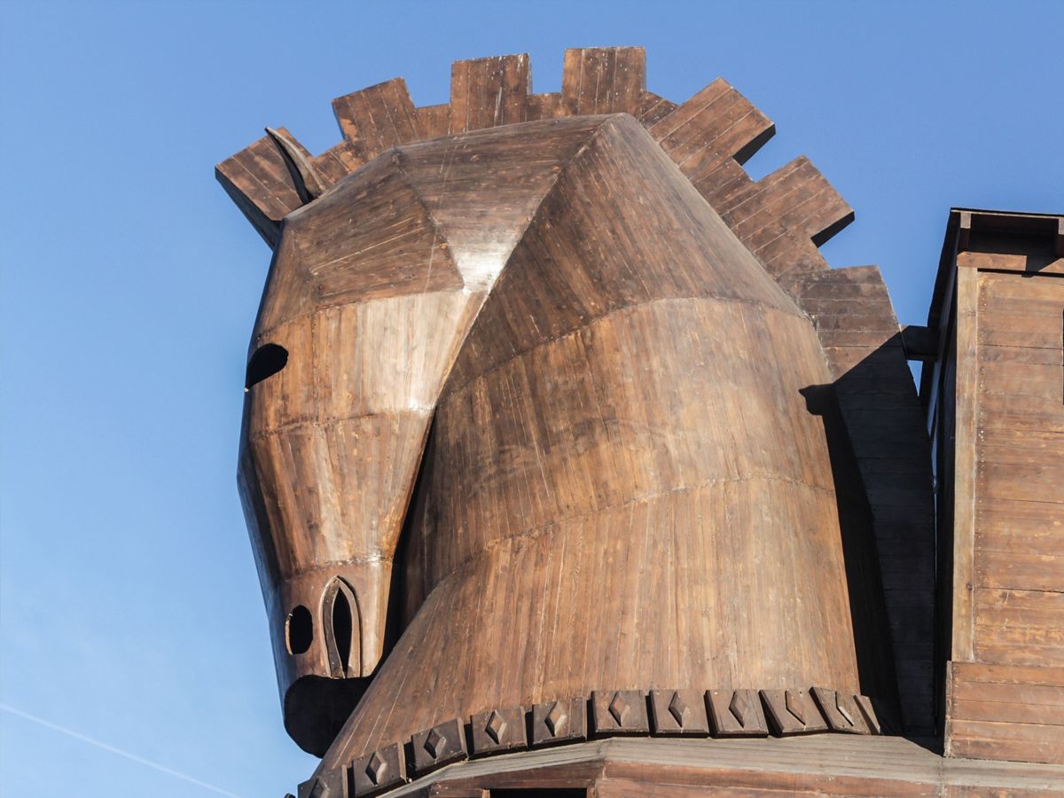 trojan horse replica in troy